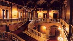 Operaház, gyönyörű lépcső feljáró